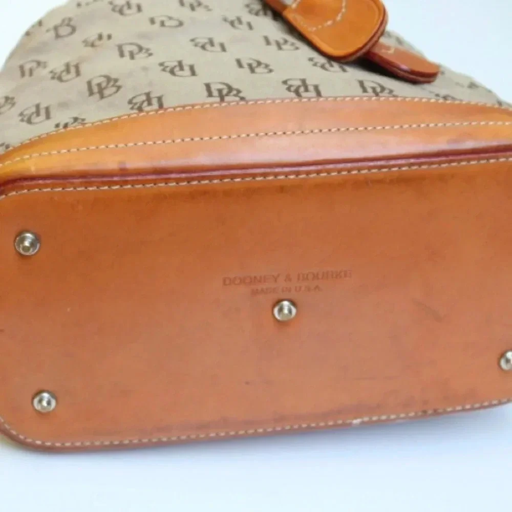 Dooney & Bourke vintage dooney